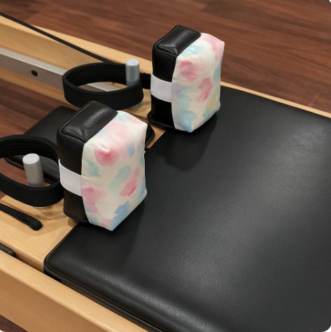 Floral shoulder block cushions